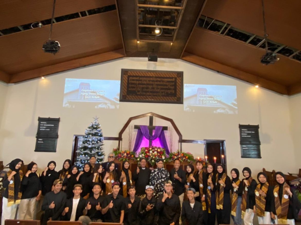 Menghayati Keberagaman dari Dalam Gereja